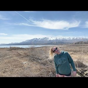 Meet your Posher, Megan